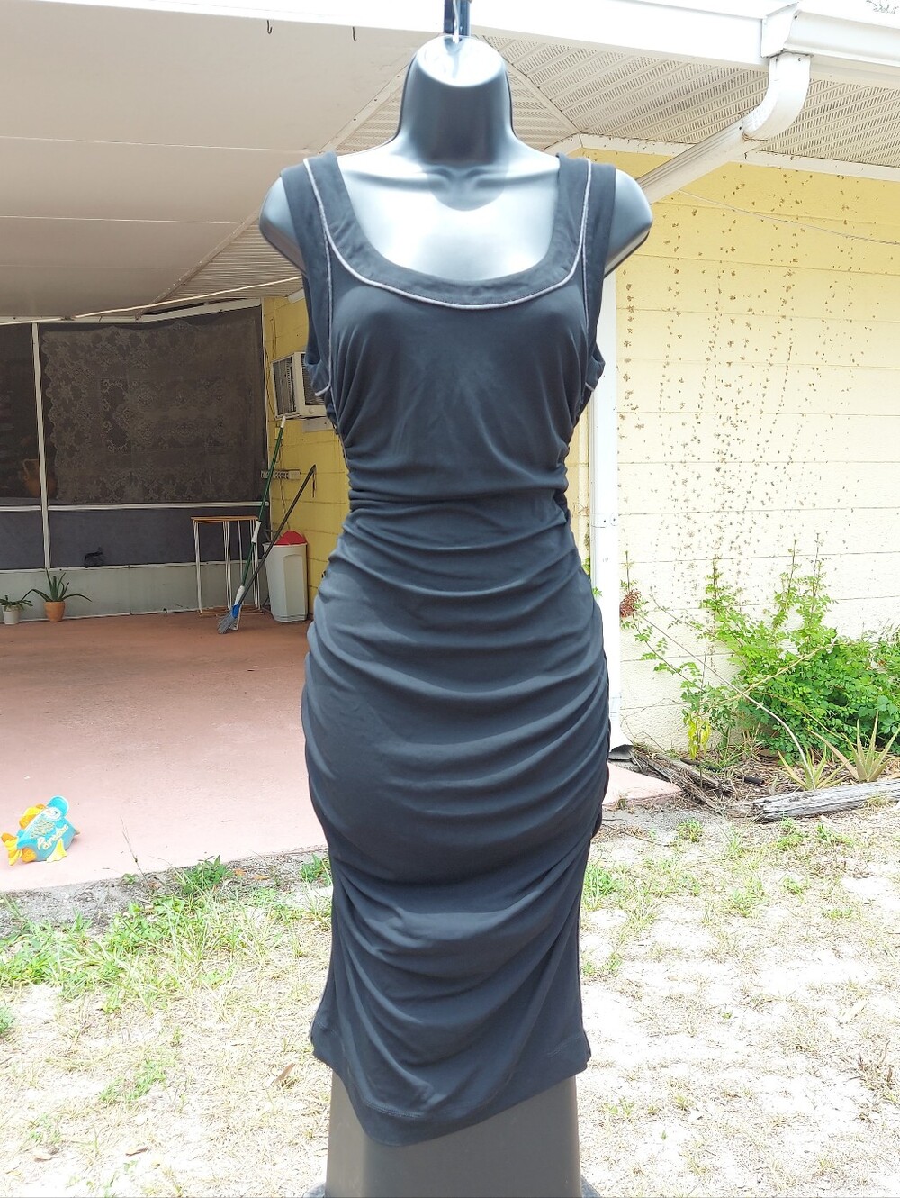 Dolce & Gabbana Black Sleeveless Ruched Midi Dress